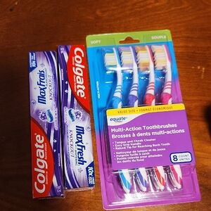 💙5for25 NEW MaxFresh KnockOut Toothpaste and Equate Toothbrushes Set